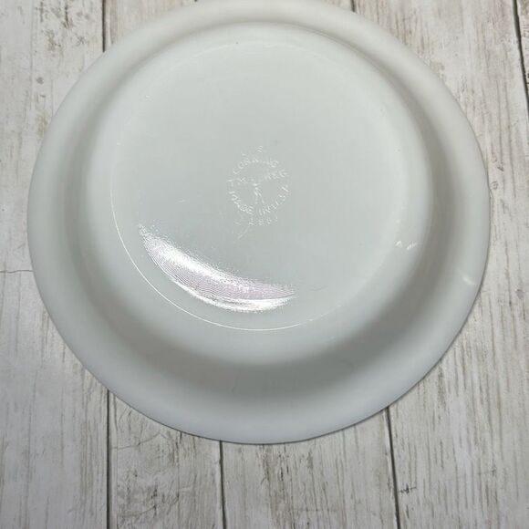 Vintage CORNING WARE   TM REG Smooth Milk Glass Serving Bowl 1951 USA 9 3/4” - Picture 3 of 6